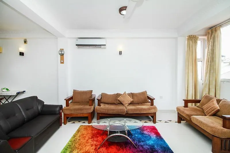 ** Hotel Oyo 293 Akara Suitesand Apartments Colombo Sri Lanka
