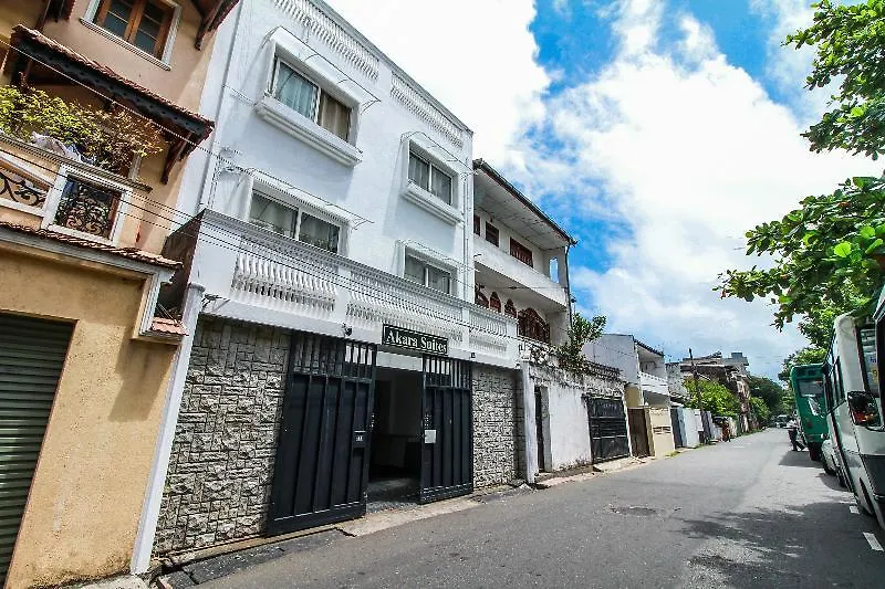 Oyo 293 Akara Suitesand Apartments Colombo