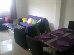 Oyo 293 Akara Suitesand Apartments Colombo Hotel